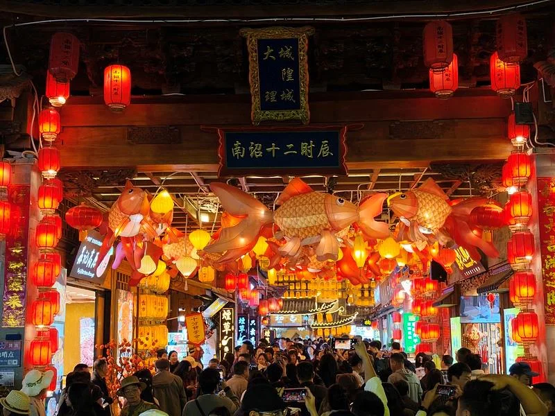 春节假期哪些景点更热门？一组数据盘点 - Vava8 发吧