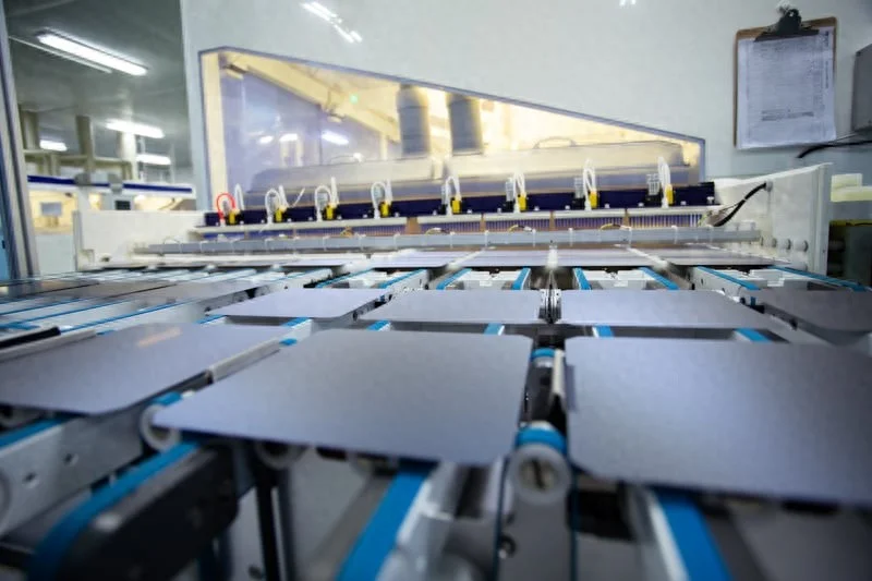 陆媒:自主芯片反超 中方强势反攻 荷兰把自己逼进死胡同