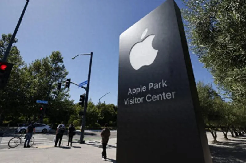 苹果在印度遭遇380亿美元天价罚单 如何止损能否逃离?