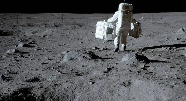 中科院院士：阿波罗载人登月是真的