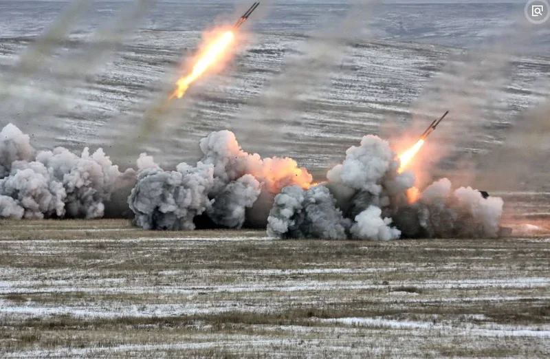 拥抱人民币果然是个幌子 阿联酋要掀桌子了