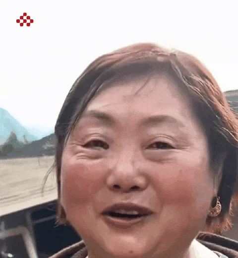 抗洪女干部戴金耳环被网暴后 我看到人性最恶的一面