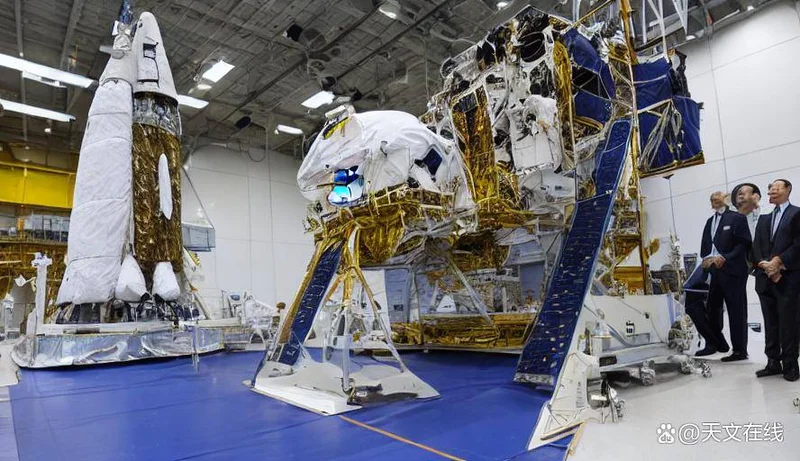 NASA公布首款月球基地漫游车与着陆器