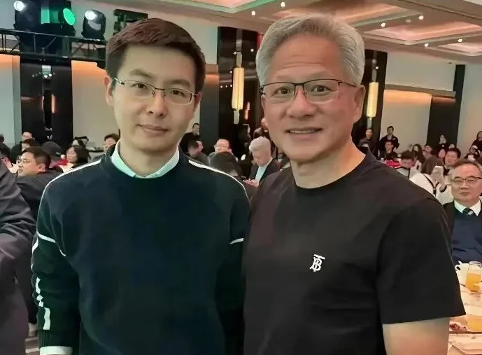 黄仁勋拿下宇树科技