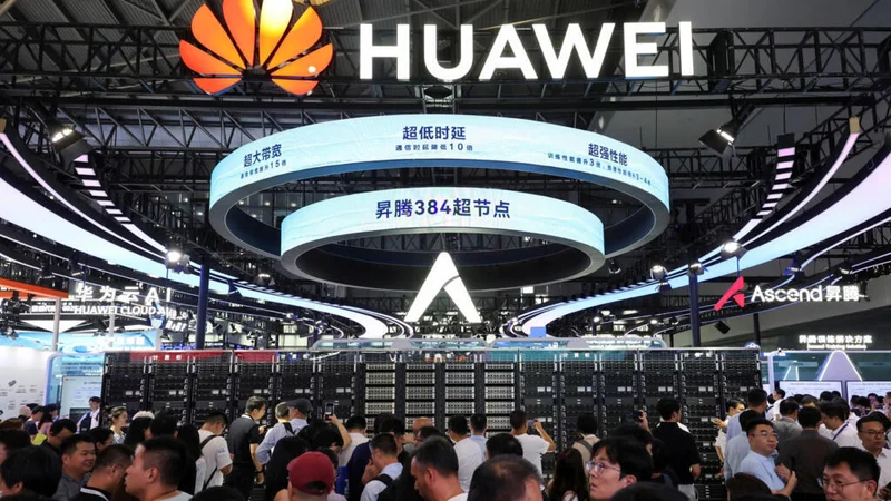 中国规避美国芯片制裁的非常规策略:不追求最先进 而是把成熟技术做到极致