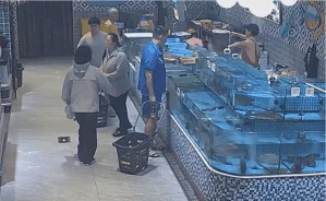 “超市英雄”原来是素不相识的三位护士