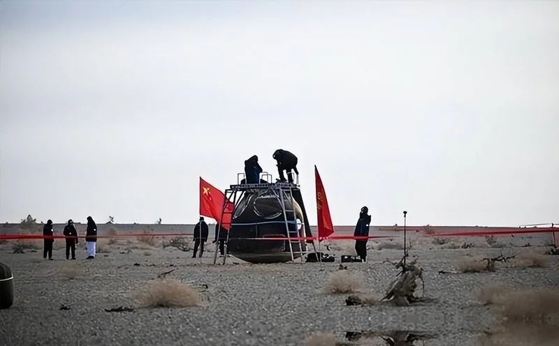中国为什么遮住神舟20的舷窗 有什么不想让人看到