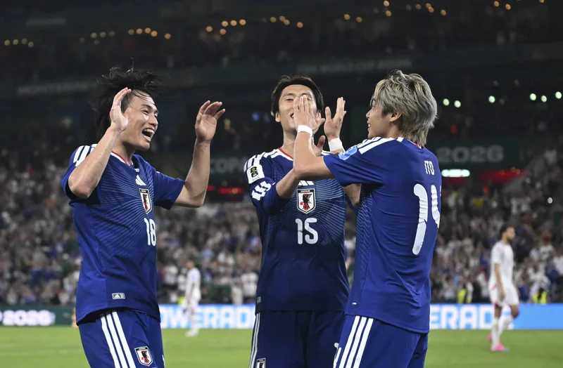 热议日本4-0：一个群体怎样对待足球 足球就怎样对待他们