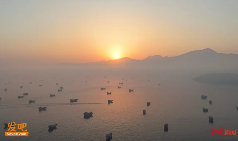 441艘油轮集结等待通过霍尔木兹海峡 伊朗怒怼特朗普