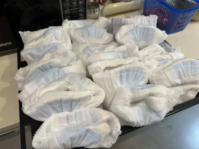 恐慌之下 有妈妈把纸尿裤塞进了烤箱