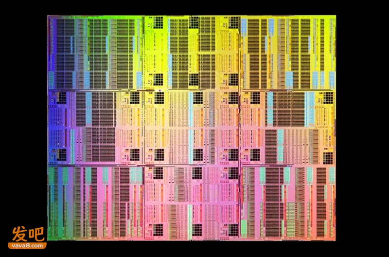 IBM破纪录：1平方厘米芯片塞进1000亿个晶体管