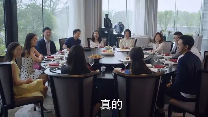 中年人的同学聚会 聊不动了