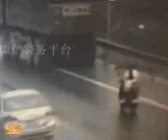 遮阳还是“遮眼”?电动车上加装这些 危险远超你想象