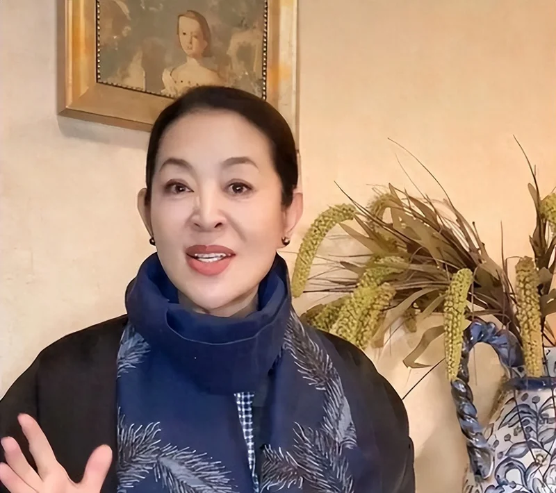 67岁身家过亿的倪萍近况曝光 27岁儿子成“心病”