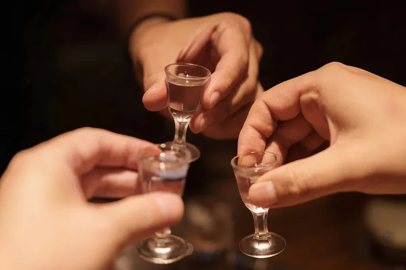 那些每天都要“喝两杯”的人 后来怎样了?