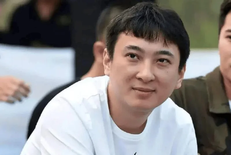 5亿练手,20亿学费,6000亿债务压顶:王思聪彻底与万达切割