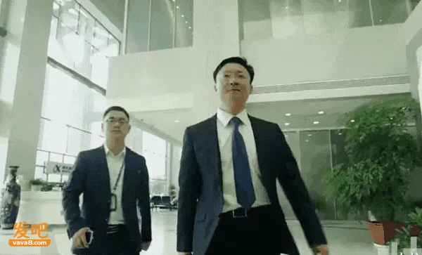 成人版“变形计”!43岁董事长进山支教 3天后哽咽:受教育的是我
