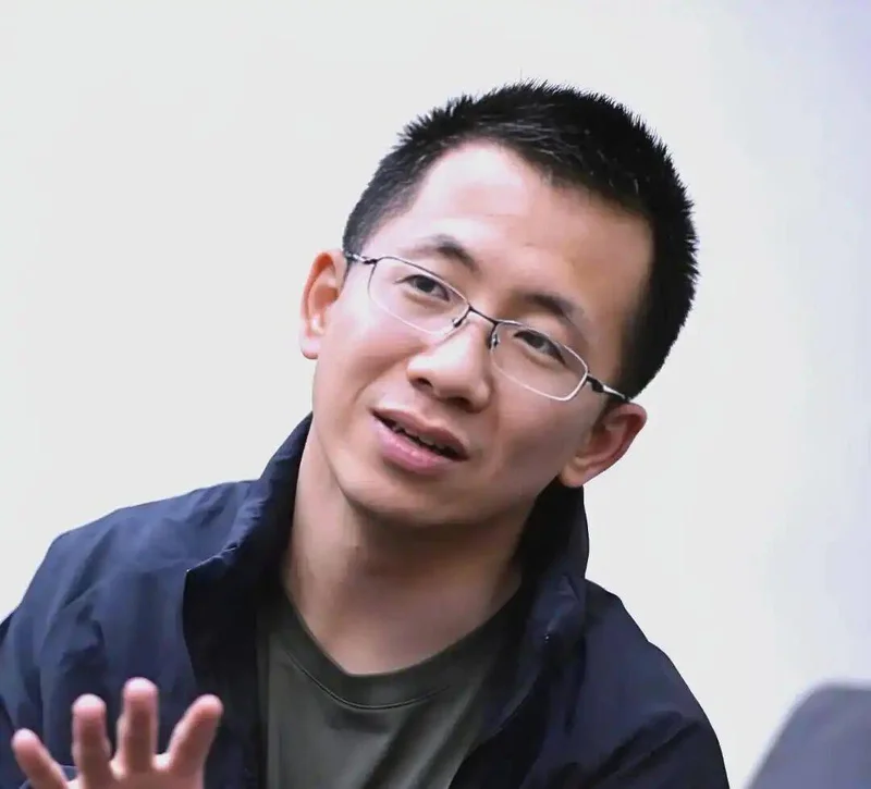 张一鸣罕见现身：字节落后也不走蒸馏捷径