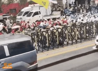 屋顶上的韩国人 爆仓绞肉机血洗散户