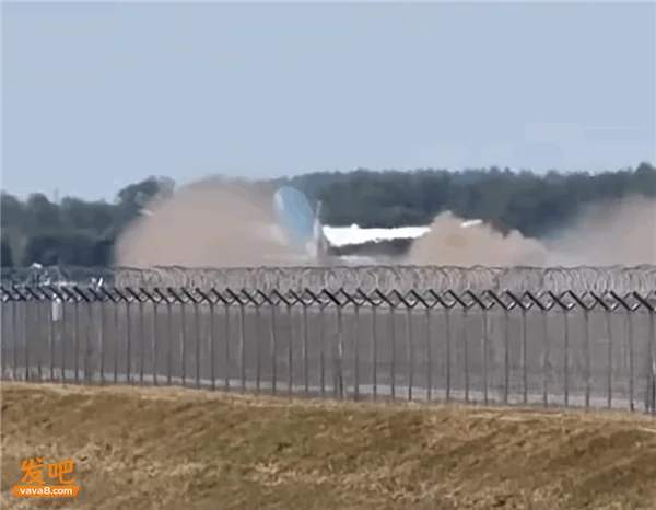 越南航空慕尼黑惊魂:用尽4000米跑道极限起飞 放油降落轮胎爆破
