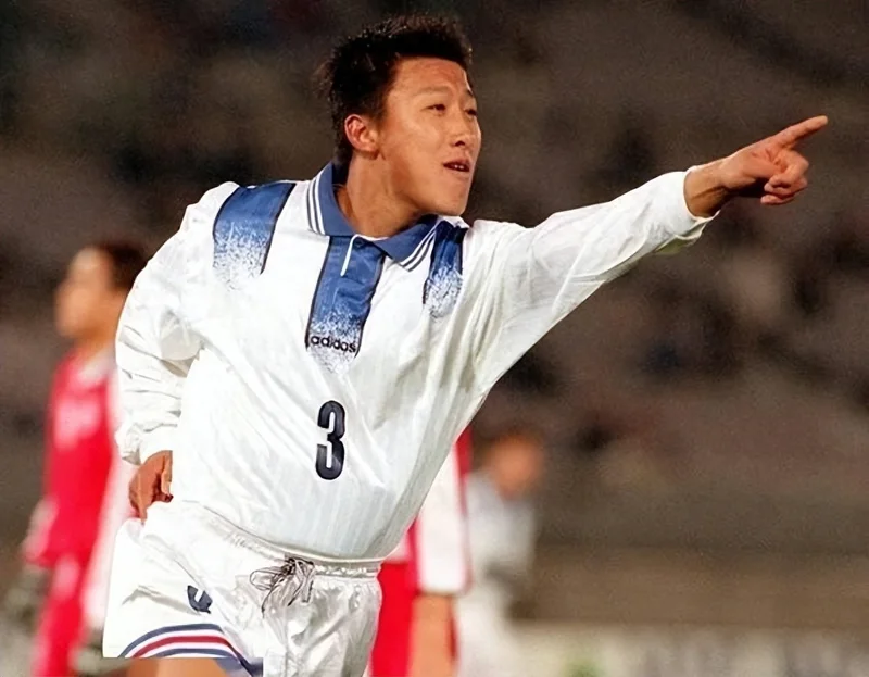 21年亲属揭开张恩华死因:酒后突发心梗!范志毅:一路走好