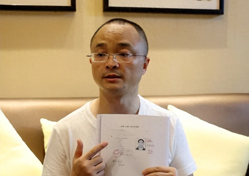 本硕博全撤!北京户口注销 国企工作丢了 哥哥:被弟弟毁了一生