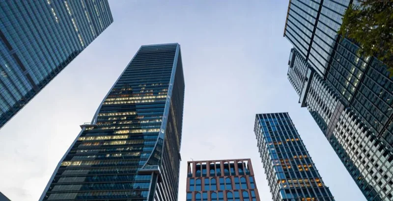 中国科技巨头四处拿地买楼