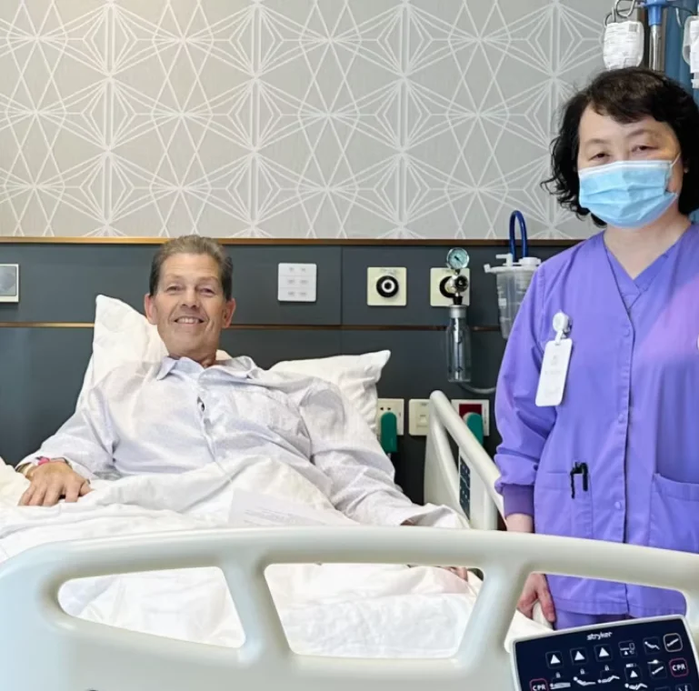 美媒：美国开创的抗癌技术 如今欧美患者飞到中国治