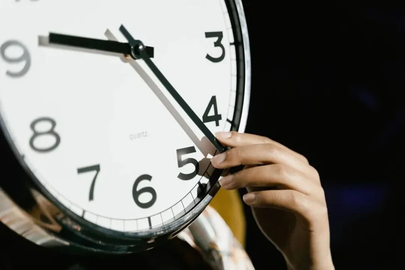 多伦多“冬令时”又来了!居然是这一天!安省可能是最后一次调表