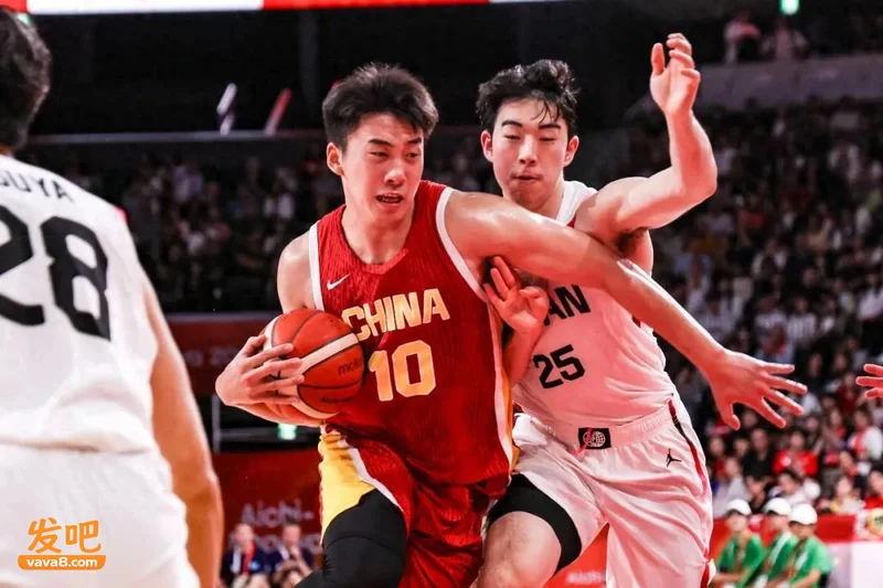 欧洲教练剖析中国男篮:根本问题是基本功 后卫运球过多...