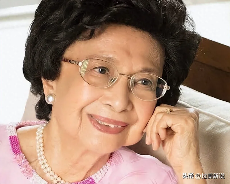 100岁夫人去世!马来西亚前总理宣布噩耗 结婚70年 国葬送别