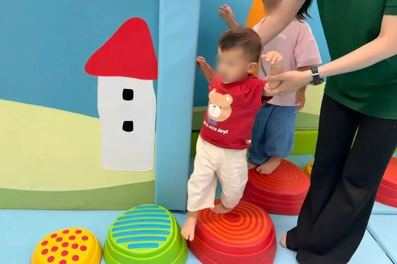 中国多地医院“下场” 托管三岁以下婴幼儿
