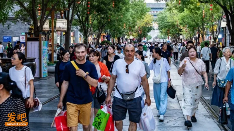 人均带三个空箱来中国 “China Haul”悄然兴起