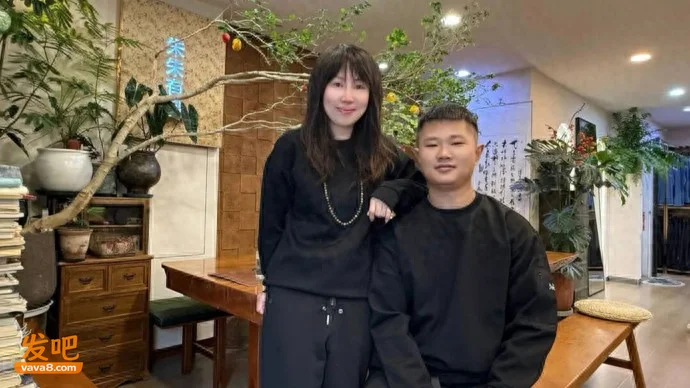 小伙“没钱吃饭了” 女子转500元 8年后她随口一句“姐姐过得不太好” 他飞到武汉…