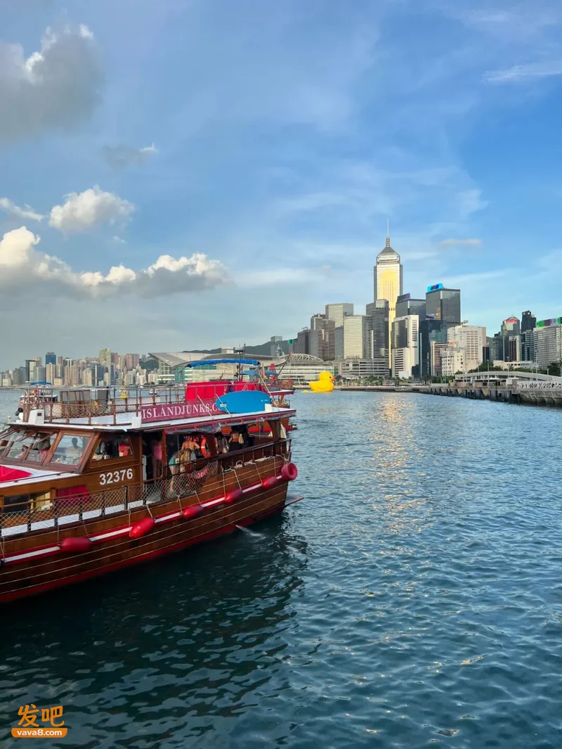 放弃北京户口 我带孩子逃到香港上学 却发现自己太蠢太天真