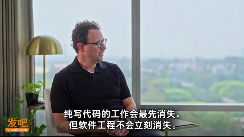 别学编程了 Anthropic CEO直言:代码工作快速消失 人类应该学弹钢琴