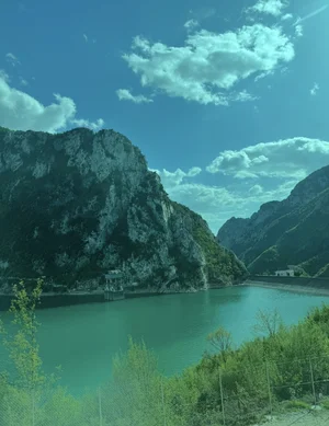 南山