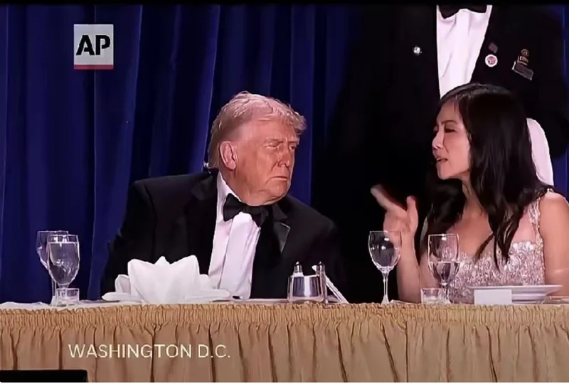 白宫晚宴坐特朗普身旁华裔女性是谁