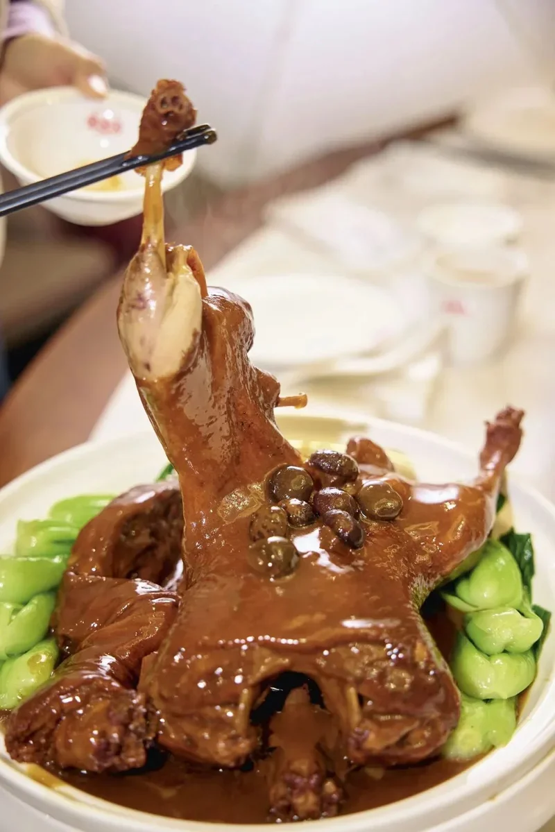 人均不过百的地道风味 怎么就逆袭成了大城市顶流美食?