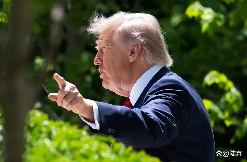 特朗普怒斥伊朗“毫无诚信”  油价大跌欧美股市大涨